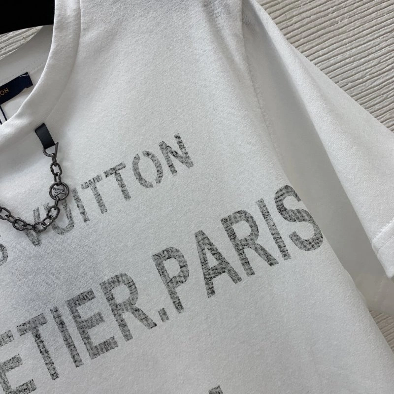 TravelReady Louis Vuitton T-Shirts 130564