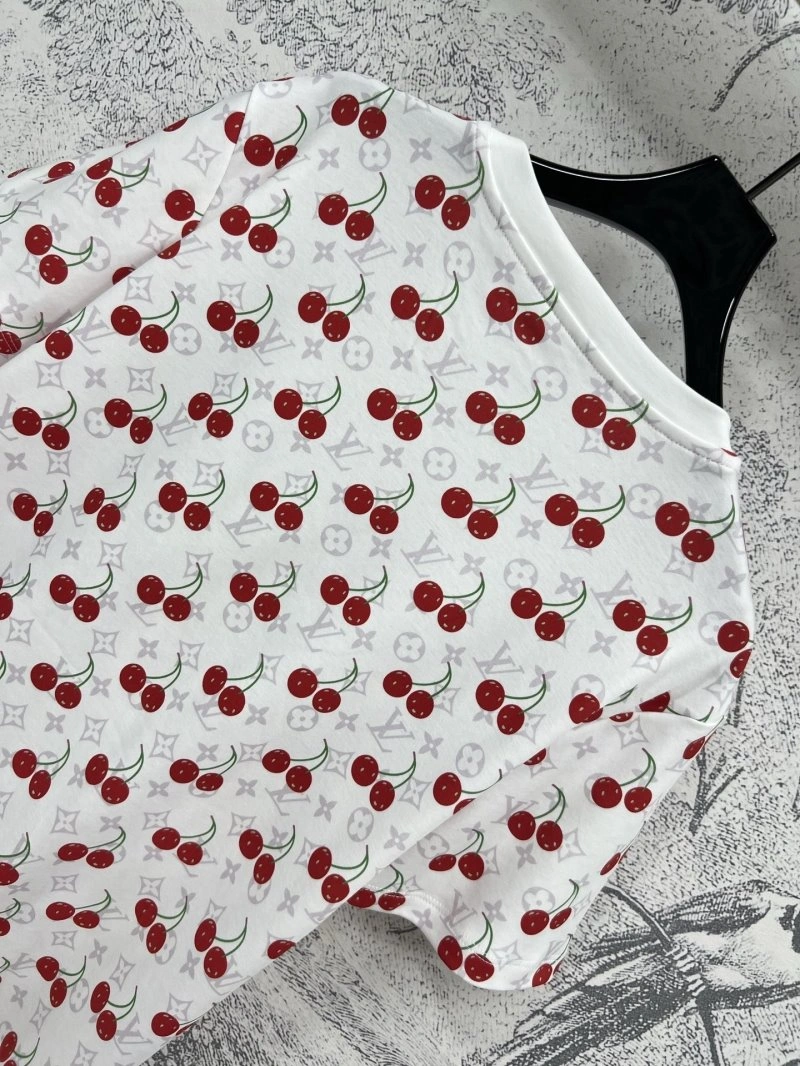 Louis Vuitton T-Shirts Attractive 130565