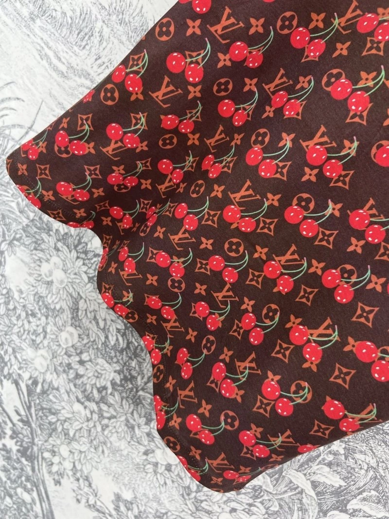 Original Louis Vuitton T-Shirts 130555
