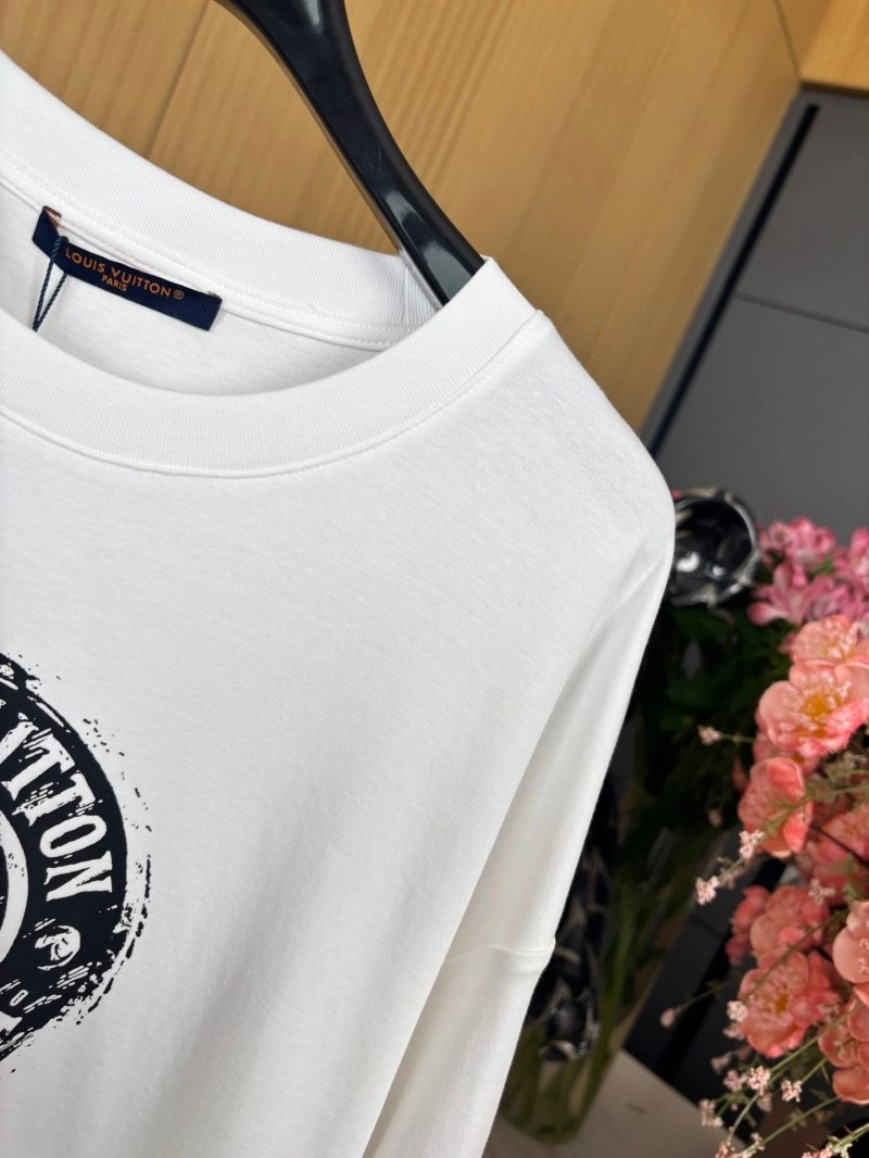 SoftTouch Louis Vuitton T-Shirts 130557
