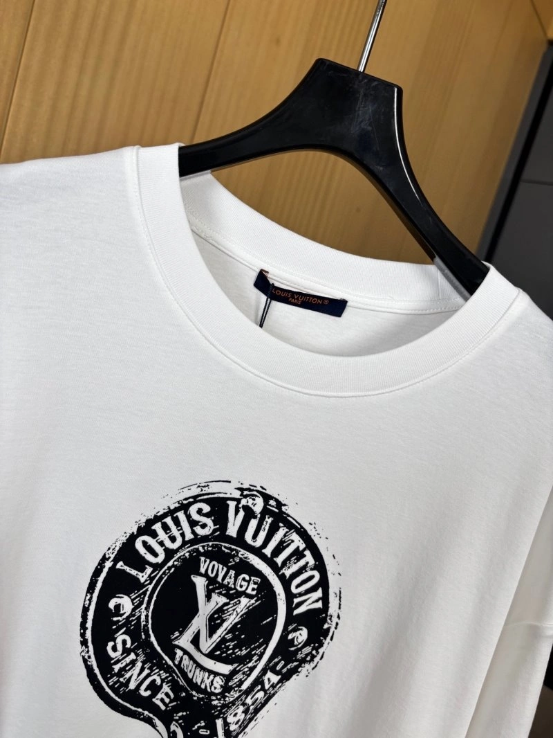 SoftTouch Louis Vuitton T-Shirts 130557