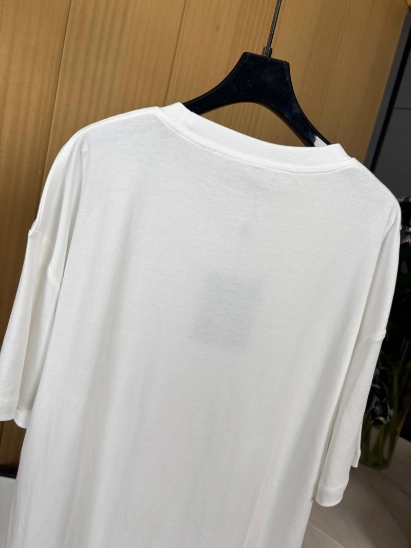 Compact Louis Vuitton T-Shirts 130563