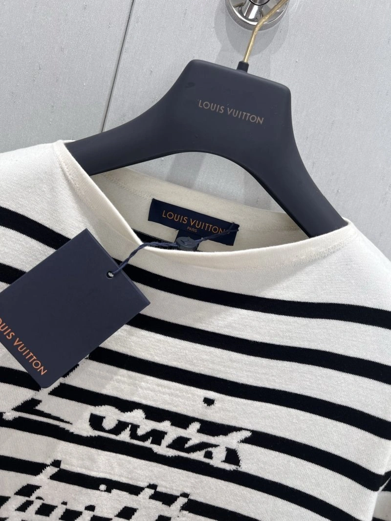Louis Vuitton T-Shirts OdorResistant 130553