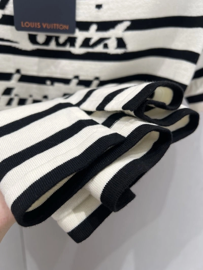 Louis Vuitton T-Shirts OdorResistant 130553