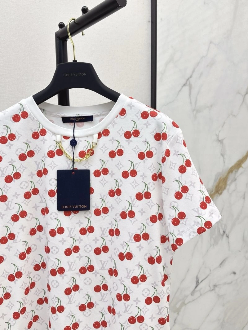 Louis Vuitton T-Shirts SunProtective 130560