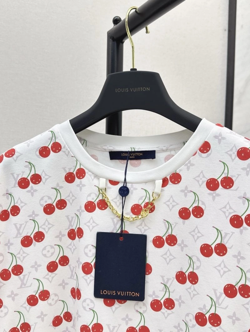 Louis Vuitton T-Shirts SunProtective 130560
