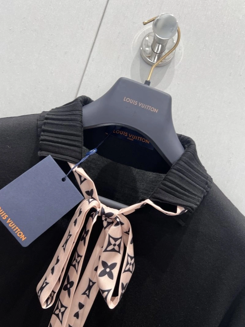Louis Vuitton T-Shirts Trendy 130554