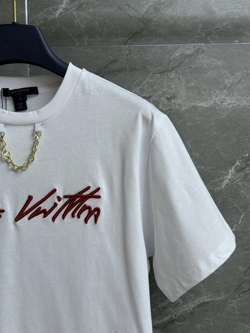 Lightweight Louis Vuitton T-Shirts 130544
