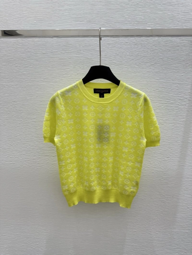 FashionForward Louis Vuitton T-Shirts 130536