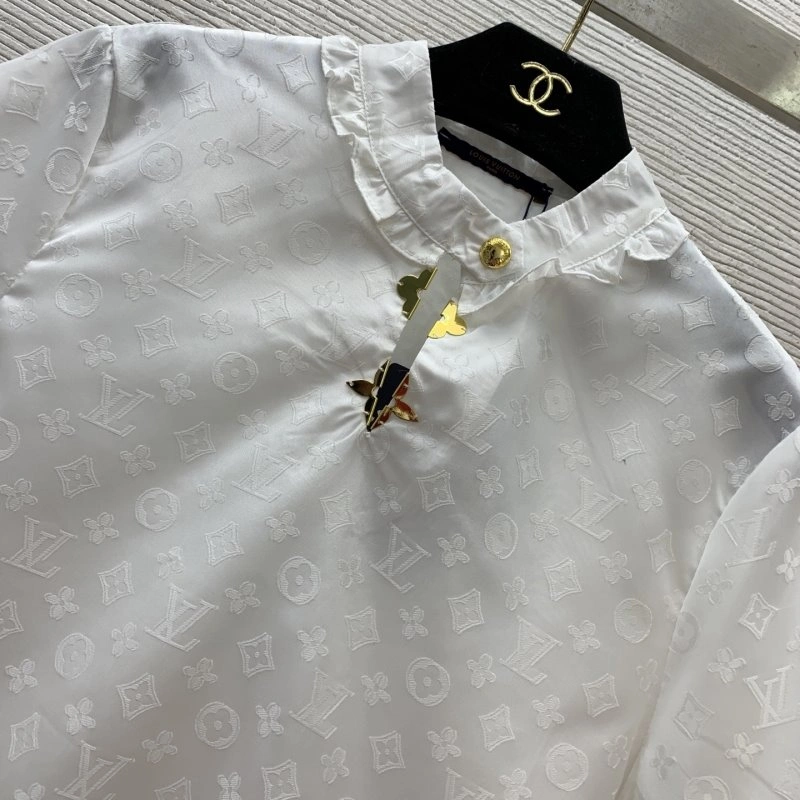 UrbanChic Louis Vuitton T-Shirts 130533