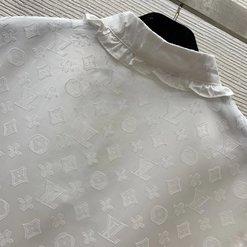 UrbanChic Louis Vuitton T-Shirts 130533