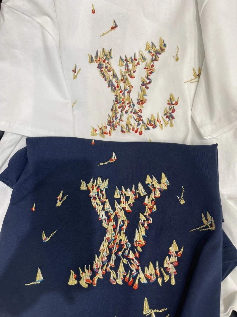 Elegant Louis Vuitton T-Shirts 130535