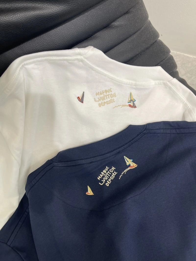 Elegant Louis Vuitton T-Shirts 130535
