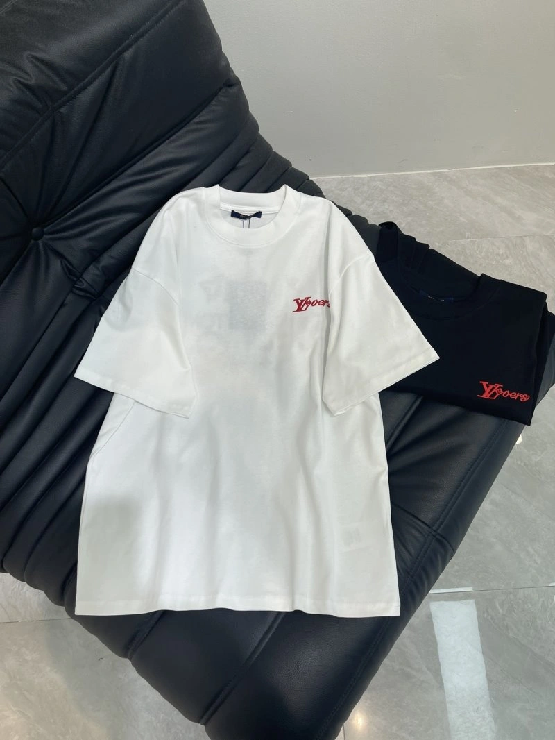 Functional Louis Vuitton T-Shirts 130532