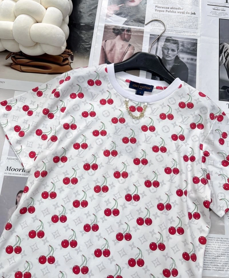 Louis Vuitton T-Shirts Packable 130528