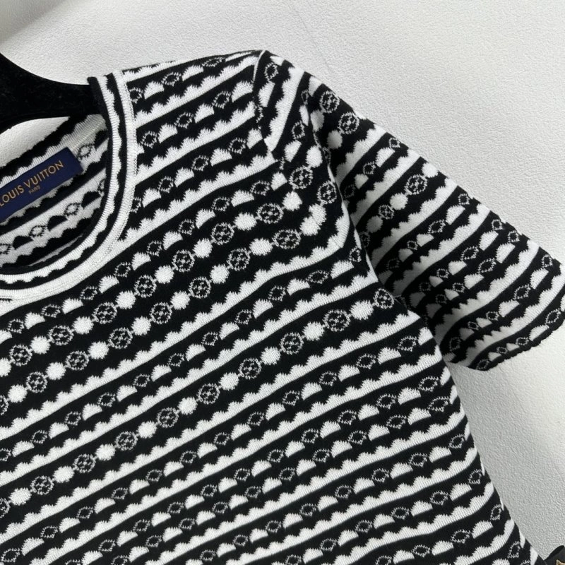 Comfortable Louis Vuitton T-Shirts 130530