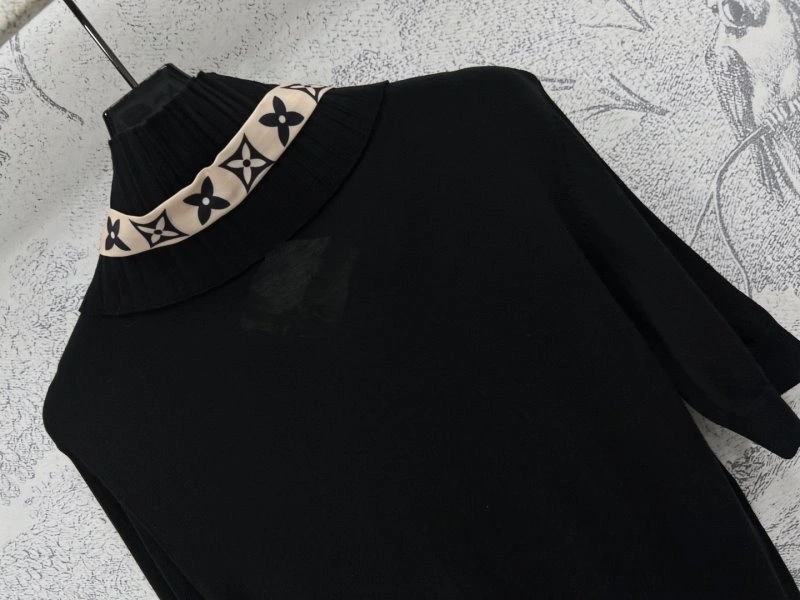 Packable Louis Vuitton T-Shirts 130506