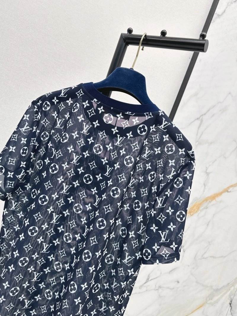 Compact Louis Vuitton T-Shirts 130514