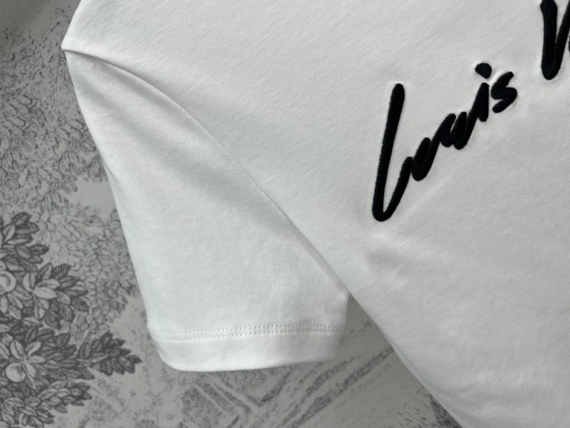 SmoothTexture Louis Vuitton T-Shirts 130508
