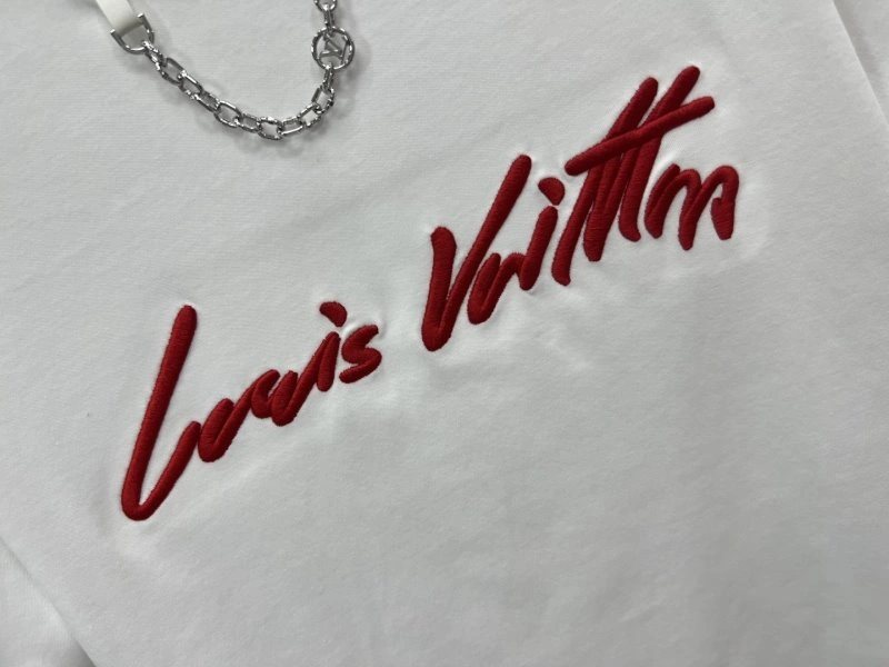 Effortless Louis Vuitton T-Shirts 130503