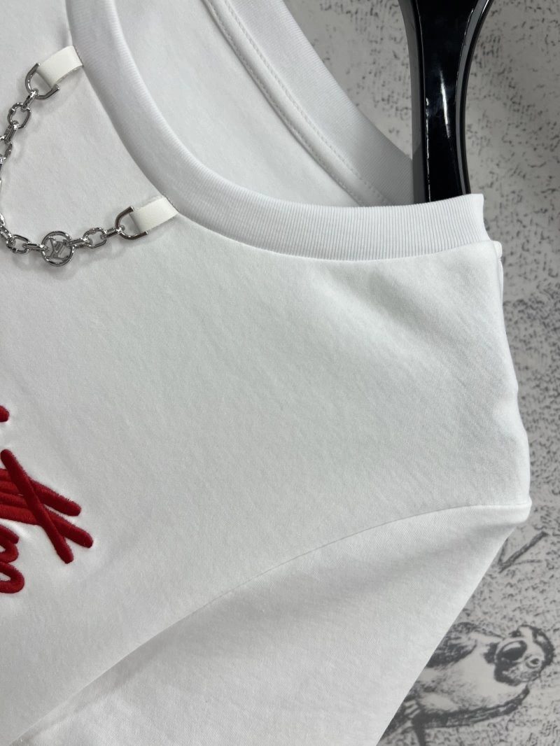 Effortless Louis Vuitton T-Shirts 130503