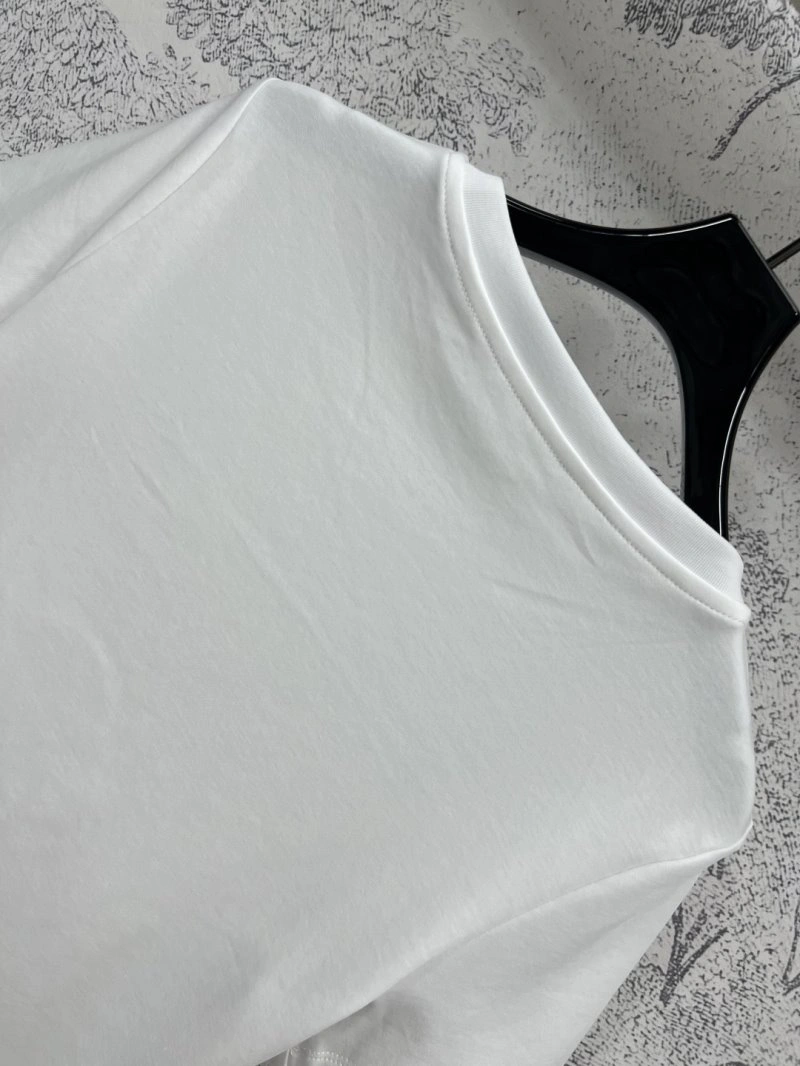 Effortless Louis Vuitton T-Shirts 130503