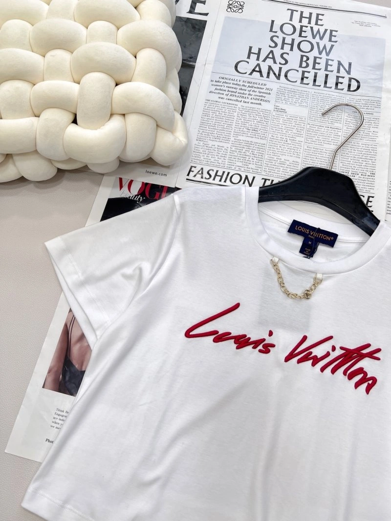 Louis Vuitton T-Shirts Premium 130524