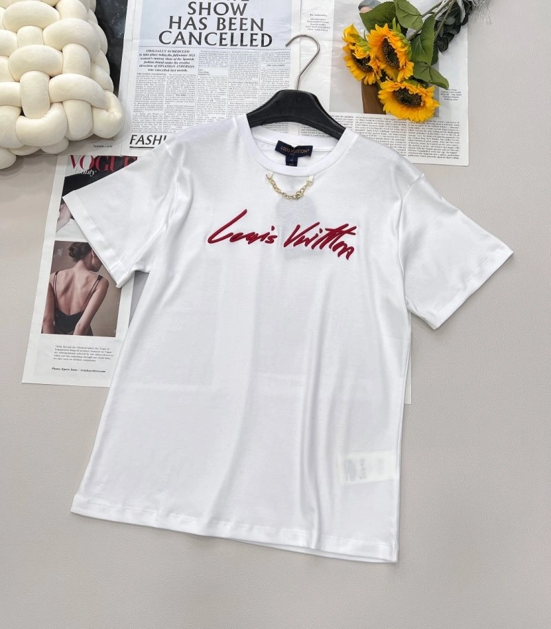 Versatile Louis Vuitton T-Shirts 130523