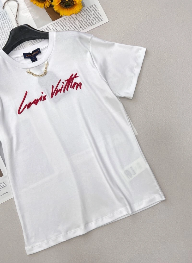 Versatile Louis Vuitton T-Shirts 130523