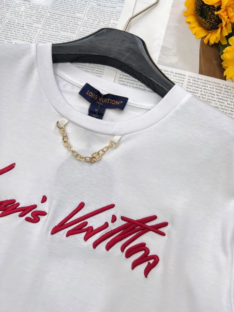 Versatile Louis Vuitton T-Shirts 130523
