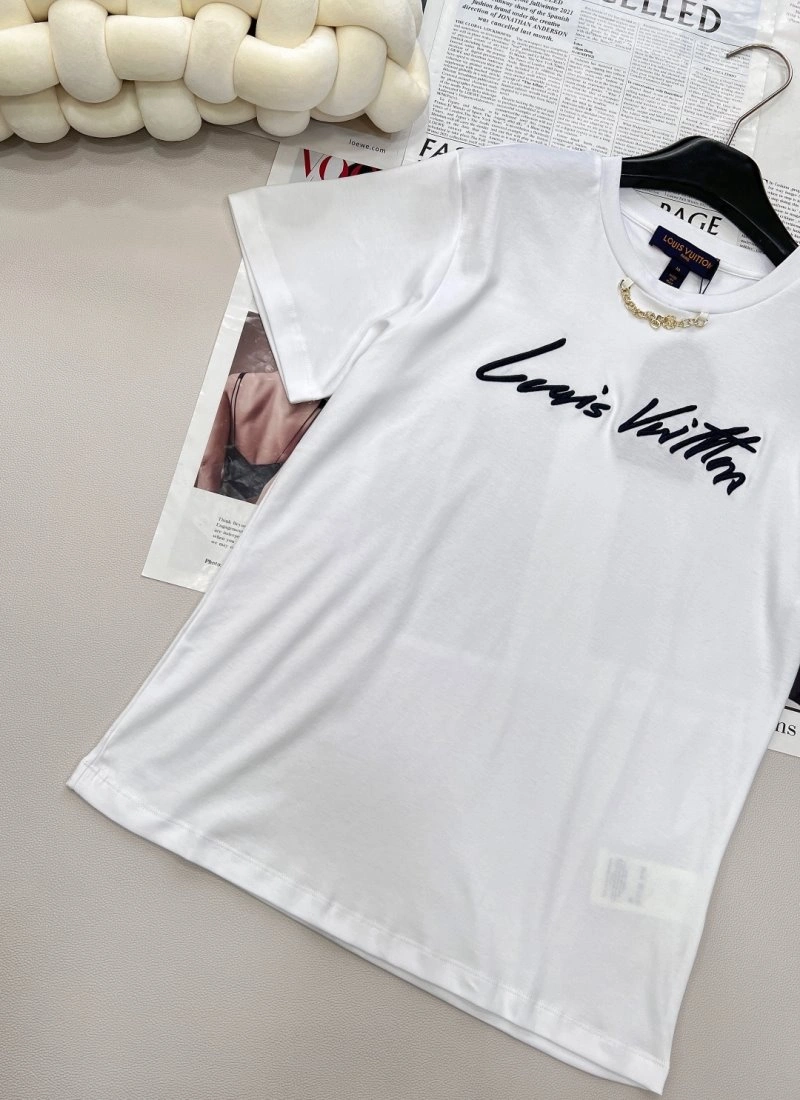 Louis Vuitton T-Shirts TimelessDesign 130501