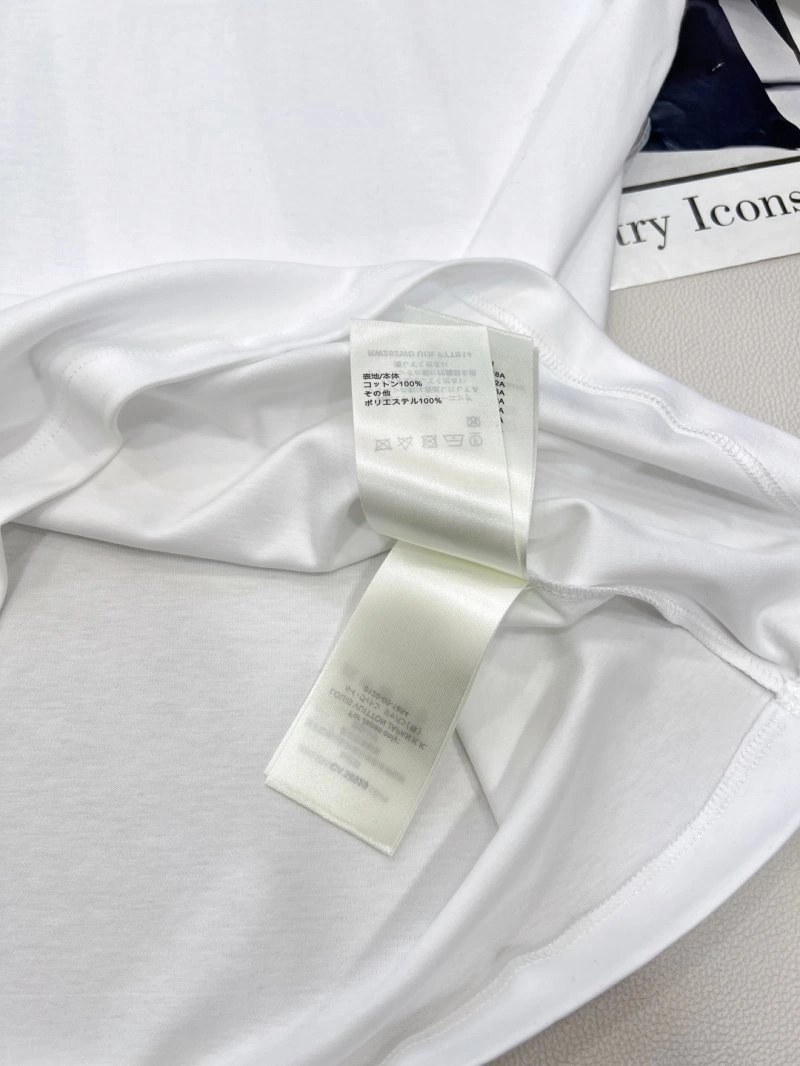 Louis Vuitton T-Shirts TimelessDesign 130501