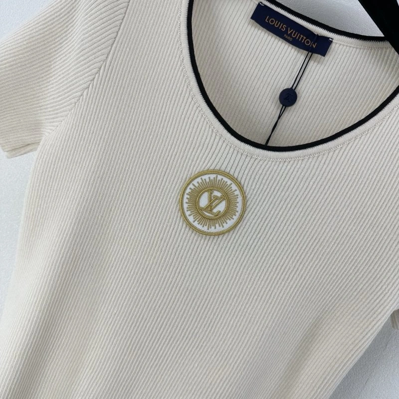 Louis Vuitton T-Shirts Sporty 130519