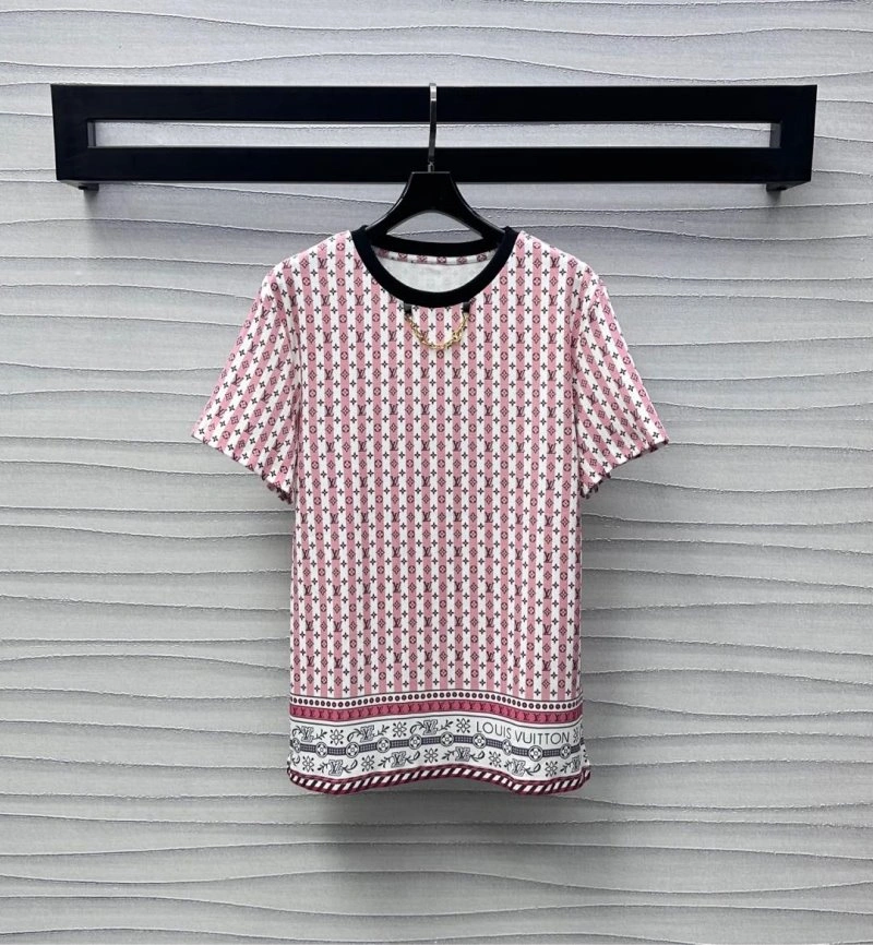 Louis Vuitton T-Shirts Contemporary 130517