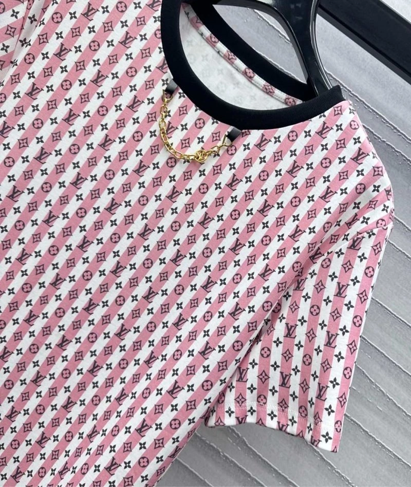 Louis Vuitton T-Shirts Contemporary 130517