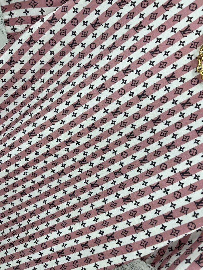 Louis Vuitton T-Shirts UrbanStyle 130493