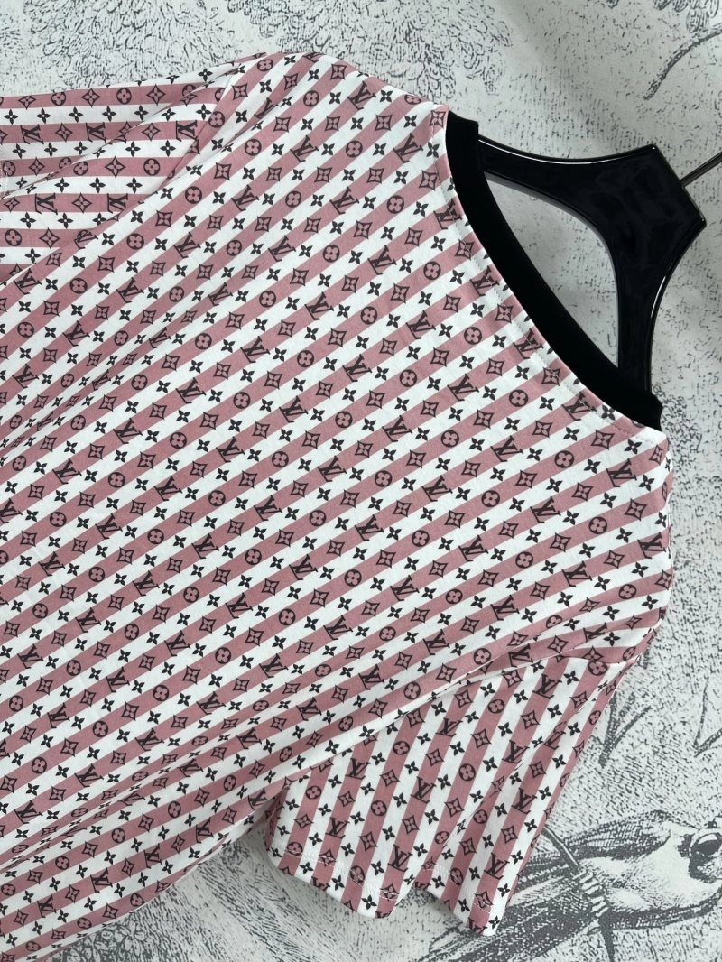 Louis Vuitton T-Shirts UrbanStyle 130493