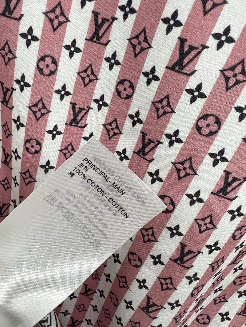 Louis Vuitton T-Shirts UrbanStyle 130493