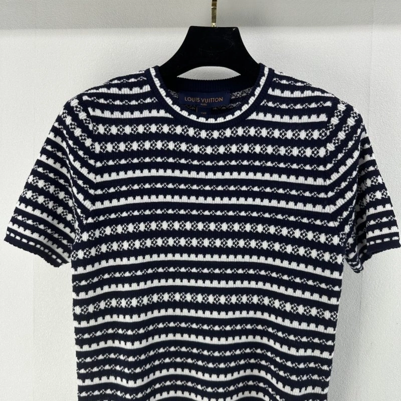 Fashionable Louis Vuitton T-Shirts 130570