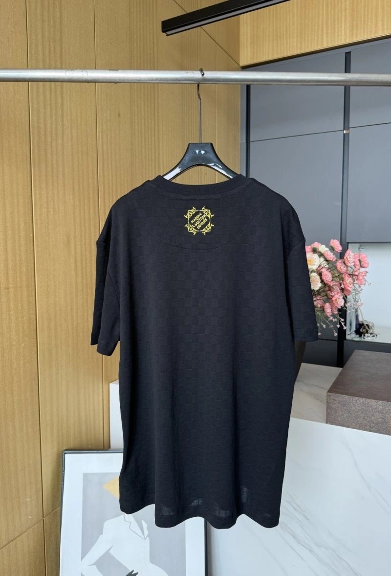RelaxedFit Louis Vuitton T-Shirts 130488