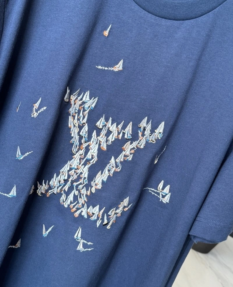 Louis Vuitton T-Shirts Supportive 130487