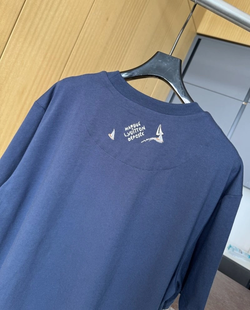Louis Vuitton T-Shirts Supportive 130487