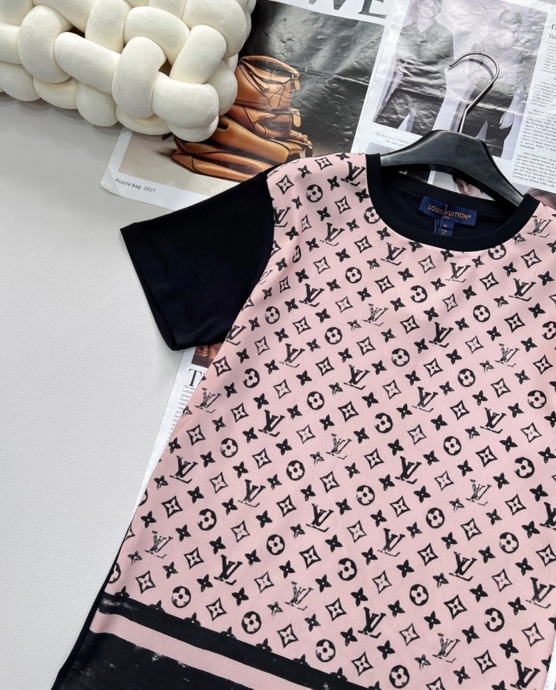 GoodFit Louis Vuitton T-Shirts 130486