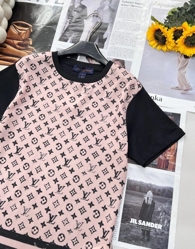 GoodFit Louis Vuitton T-Shirts 130486