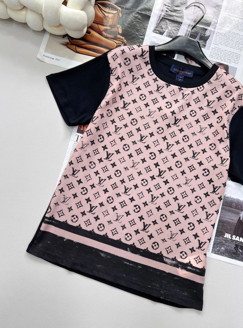 GoodFit Louis Vuitton T-Shirts 130486