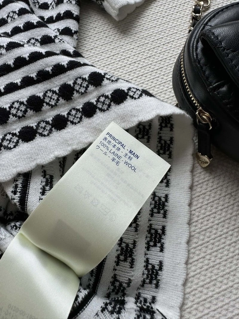 Louis Vuitton T-Shirts TravelReady 130482