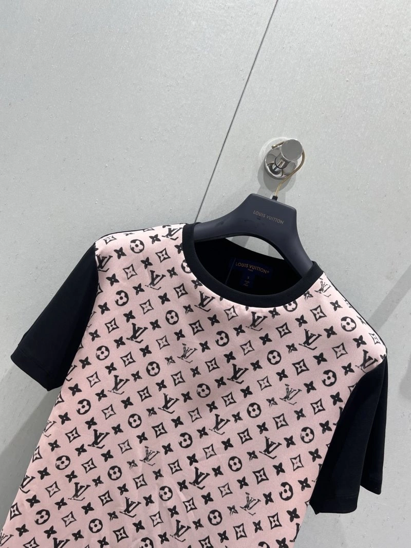 TechFriendly Louis Vuitton T-Shirts 130469