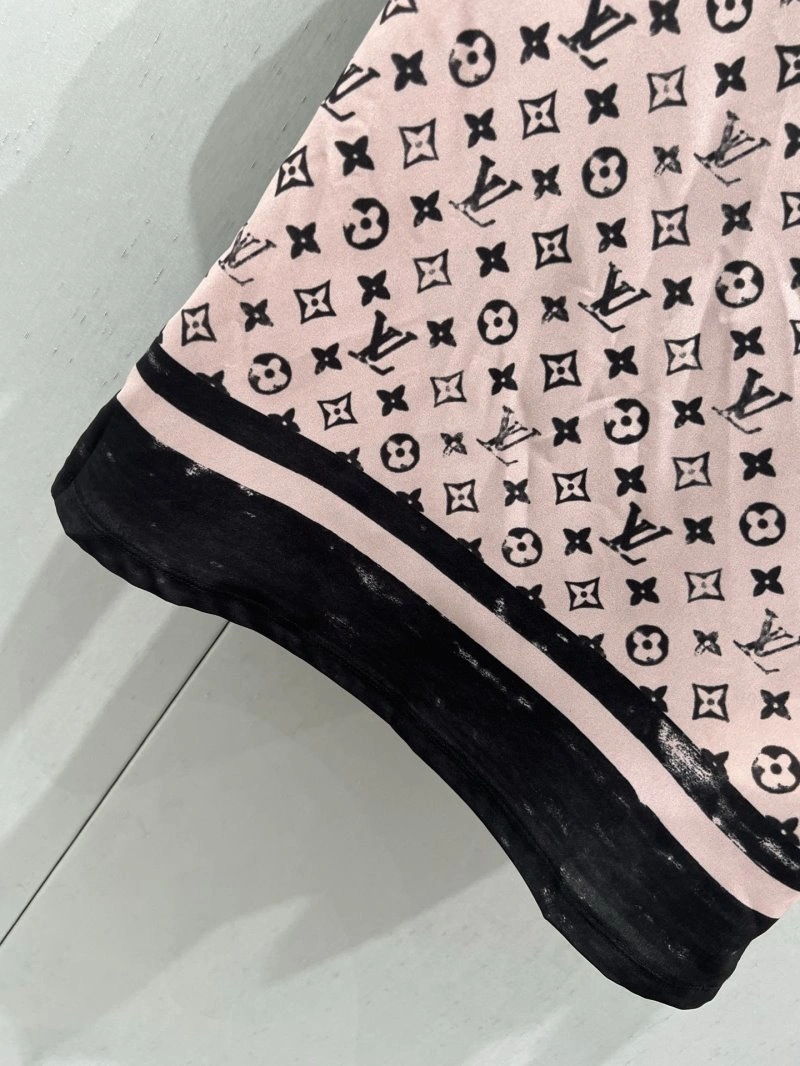 TechFriendly Louis Vuitton T-Shirts 130469