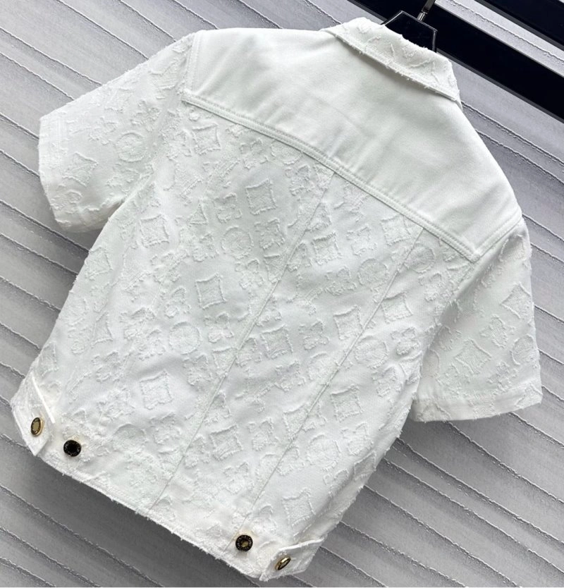 Contemporary Louis Vuitton T-Shirts 130467