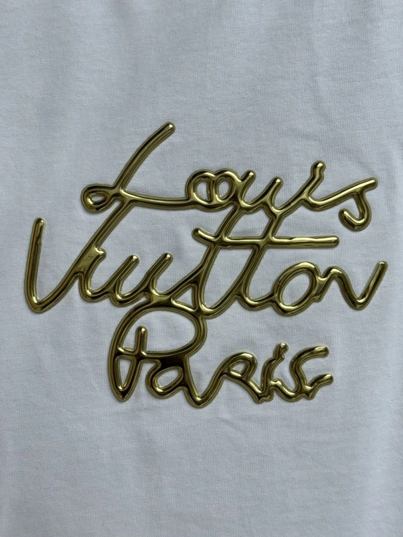 Classic Louis Vuitton T-Shirts 130462